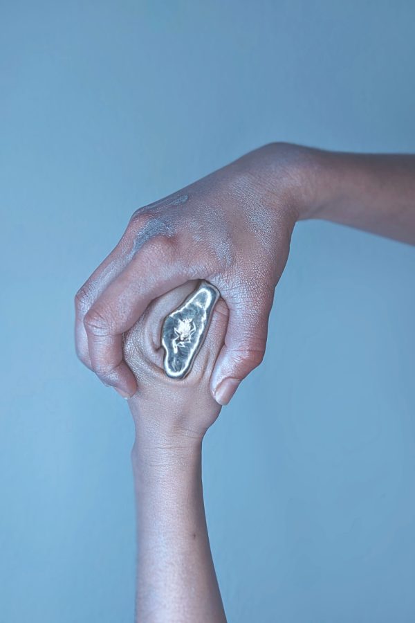 ©Corina Hatzi, ICH.KÖRPER.SAMMELBECKE.N.Pt.I