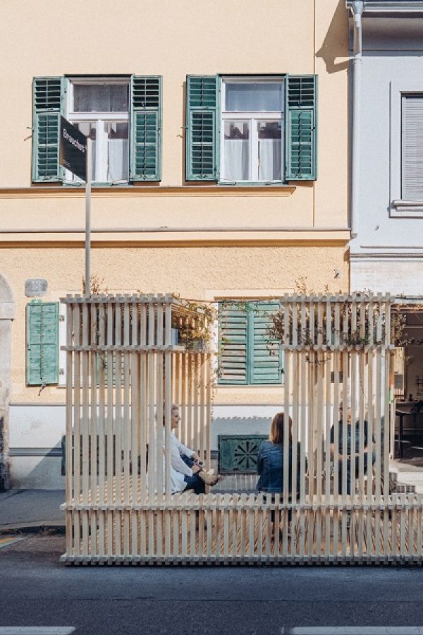 Brauchst Parklet in der Zinzendorfgasse©Lex Karelly