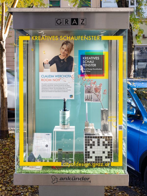 Room No 9©Harry Schiffer